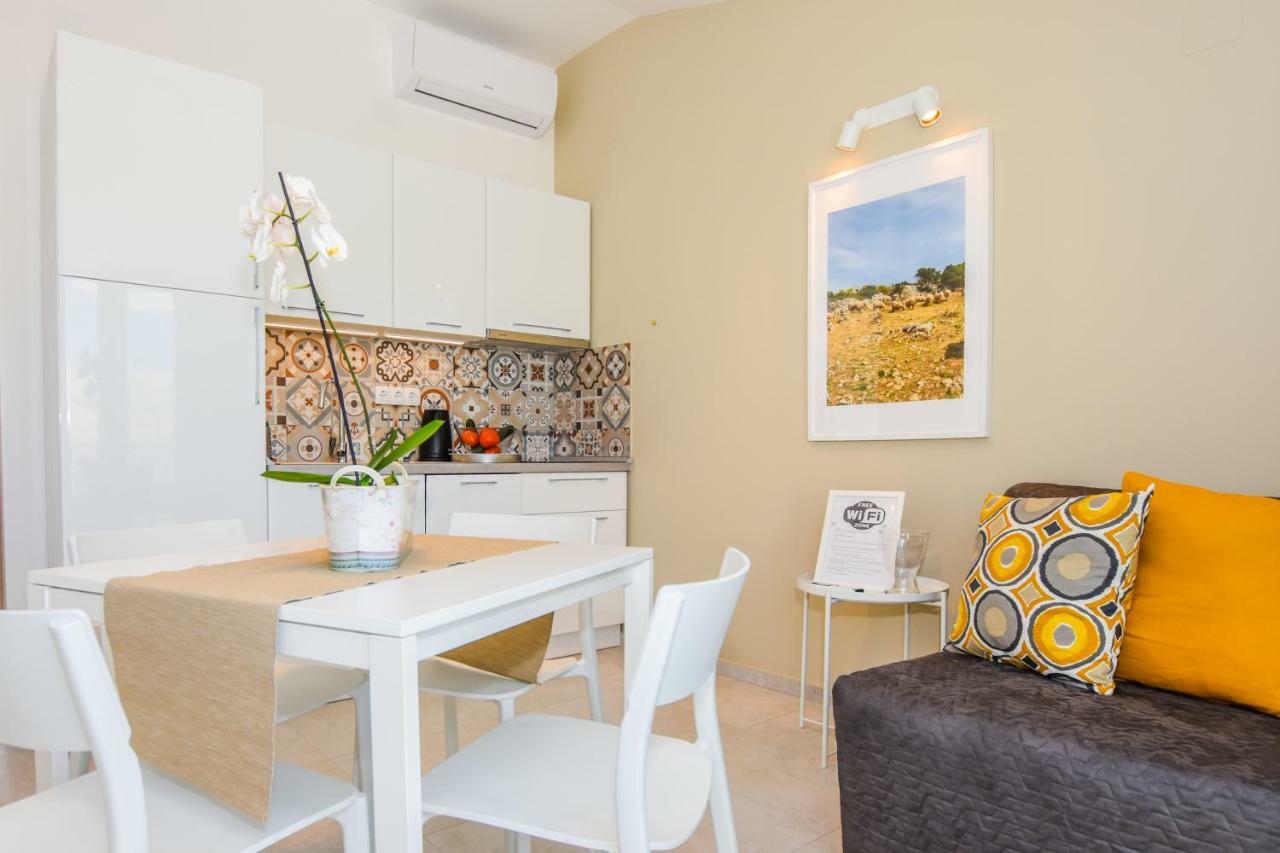 Villa Magena - Luxury Apartments In Pag Center Паг Экстерьер фото